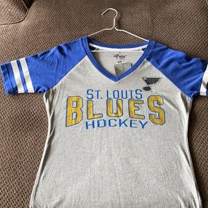 New with tags St. Louis Blues shirt